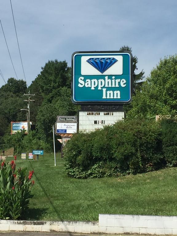 A Sapphire Inn Franklin Exterior foto